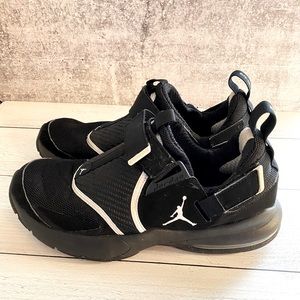 Mens Jordan Training shoes 9.5 Black